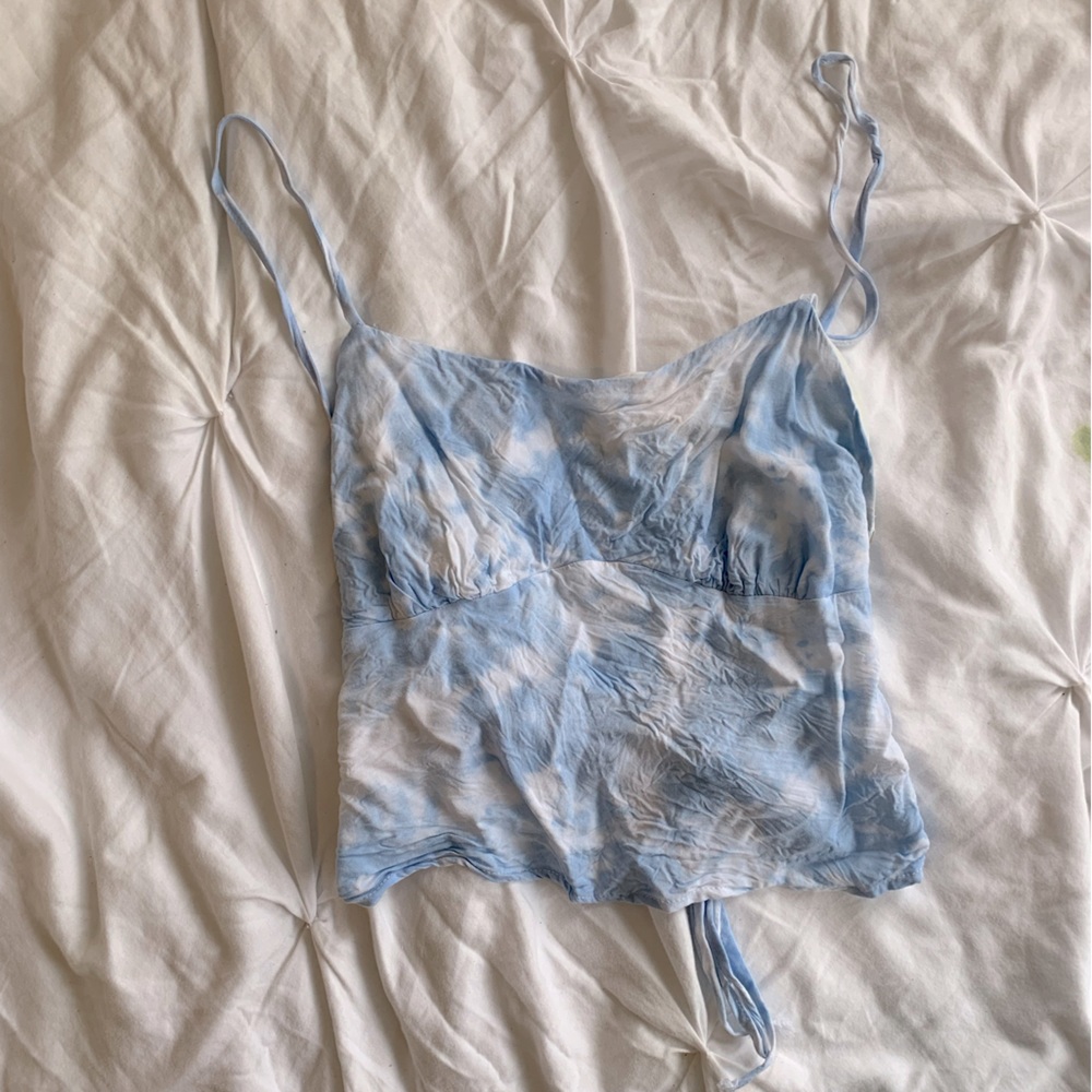 Backless top